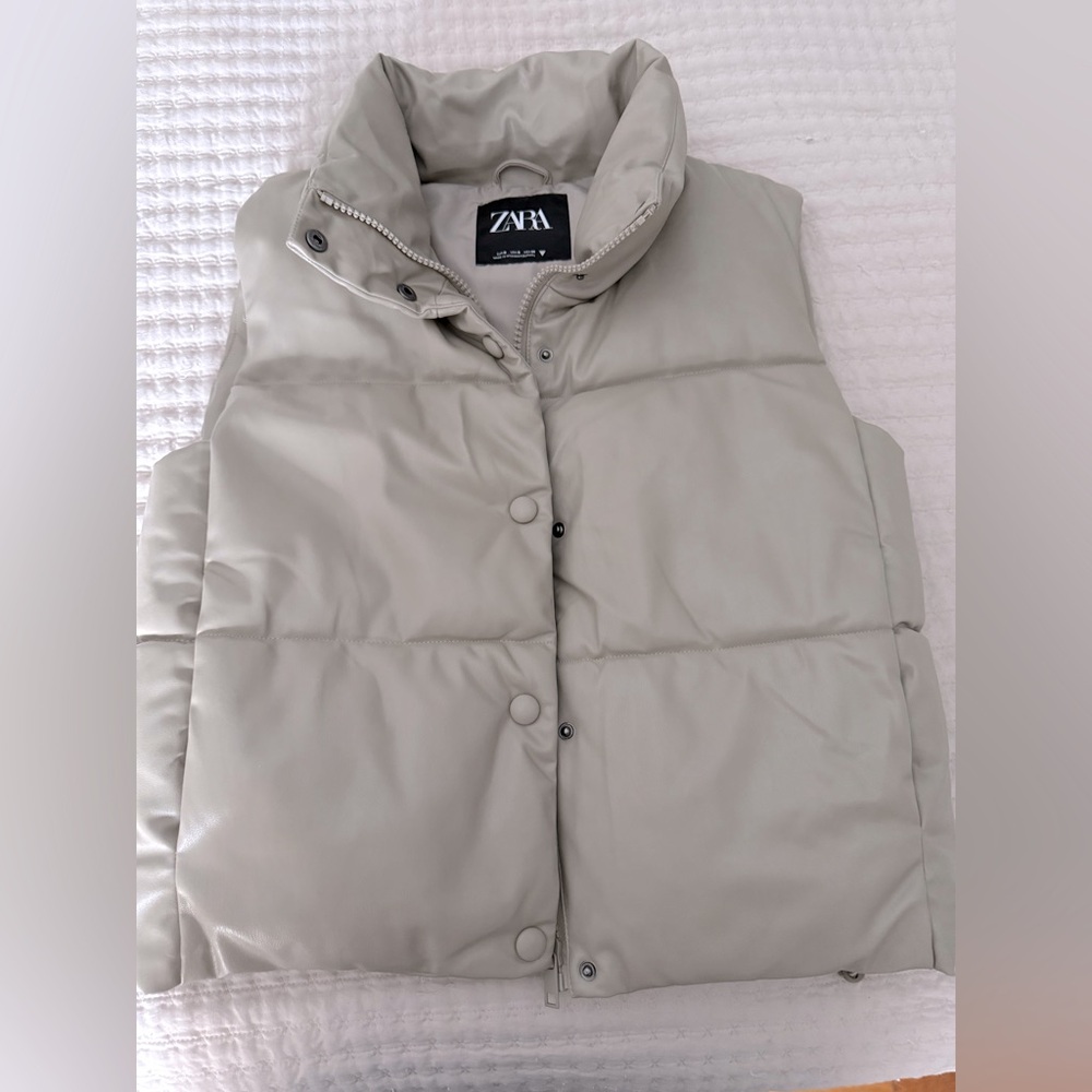 Zara rubber‎ puffer vest